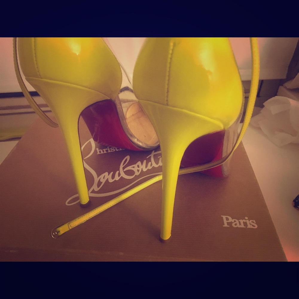 AUTHENTIC CL PUMP